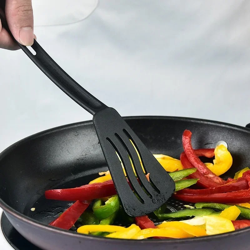 طقم أدوات مطبخ من النايلون 1/3 - مراجعة Camping Cooking And Eating Set وسعره